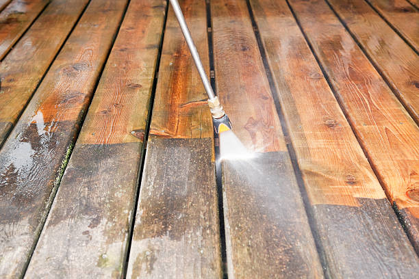 Best Deck Pressure Washing  in Viola, IL